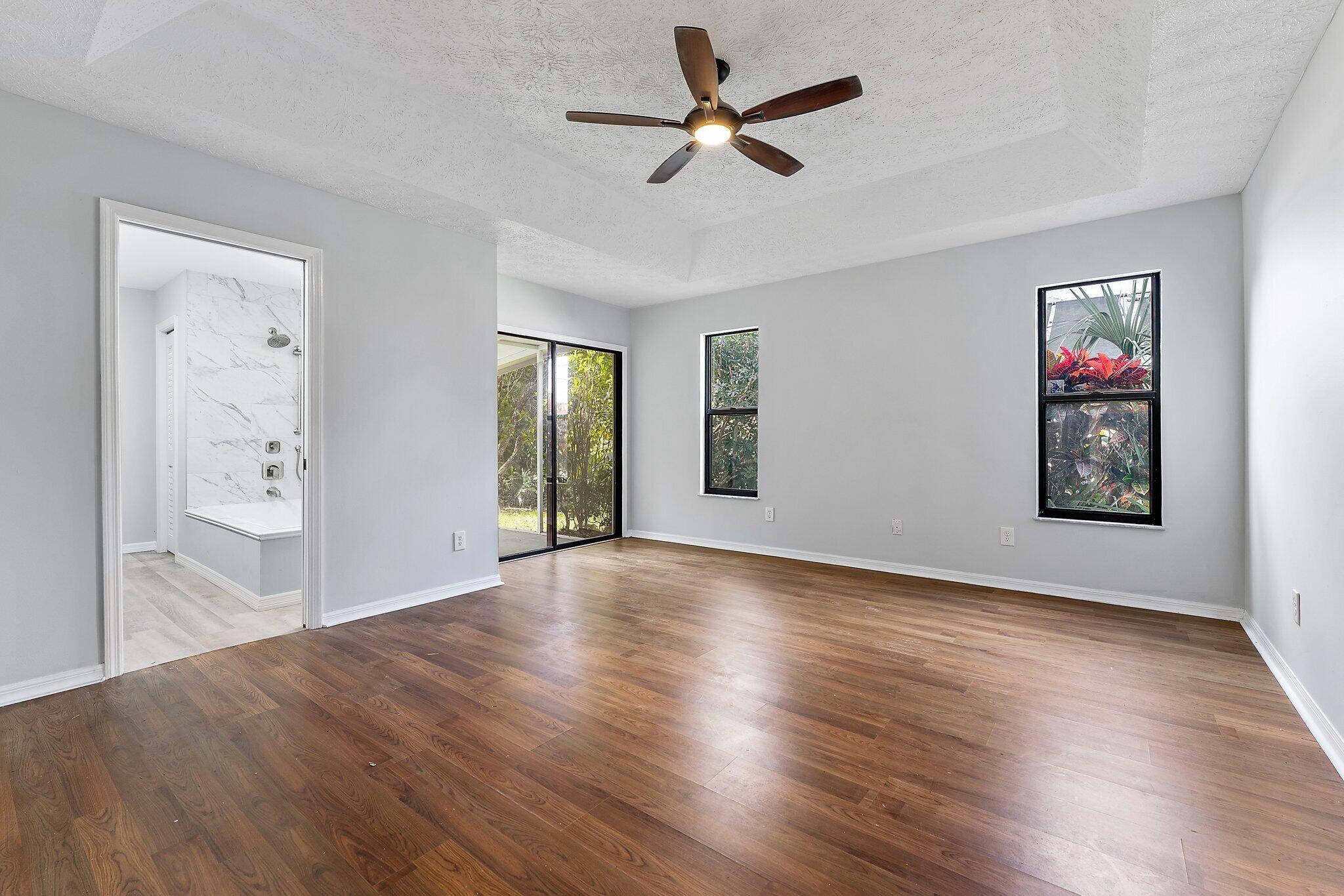 2238 SE Lucaya Street