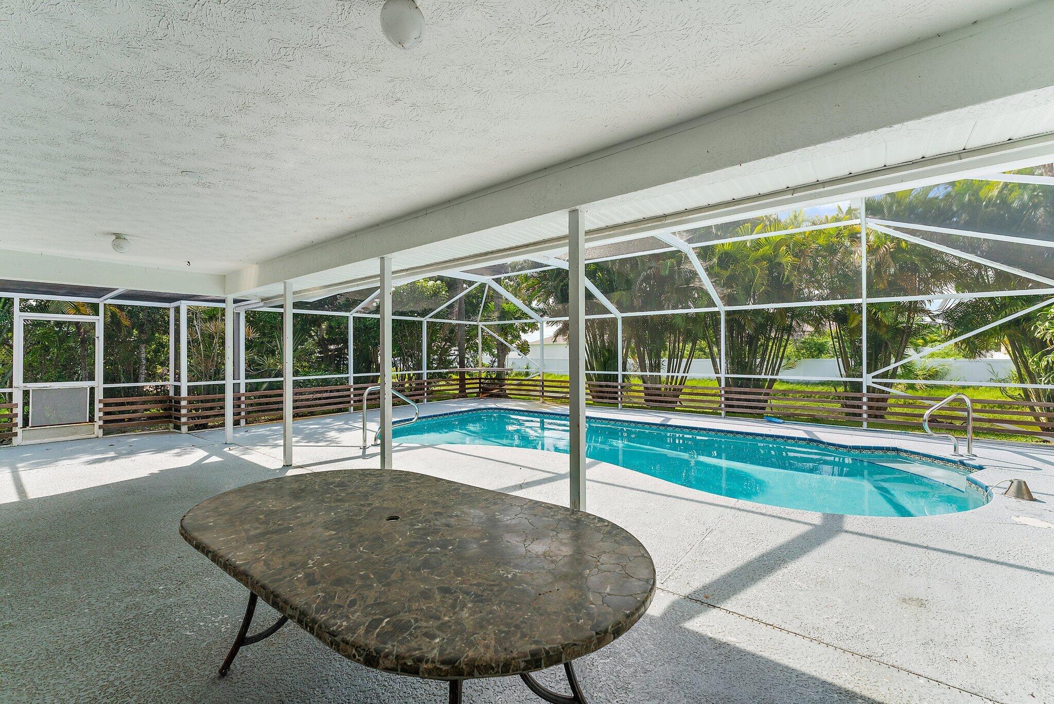 2238 SE Lucaya Street