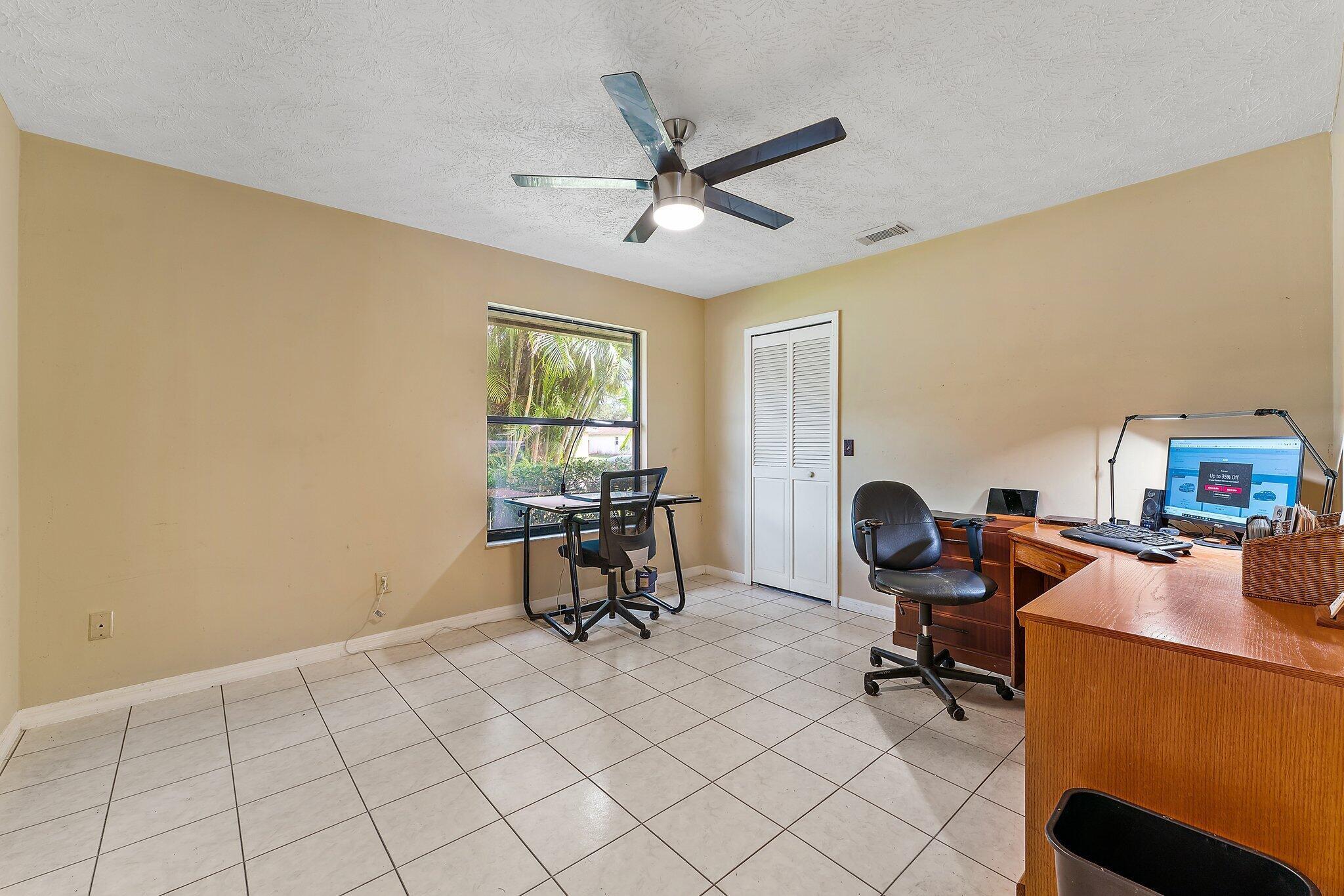 2238 SE Lucaya Street