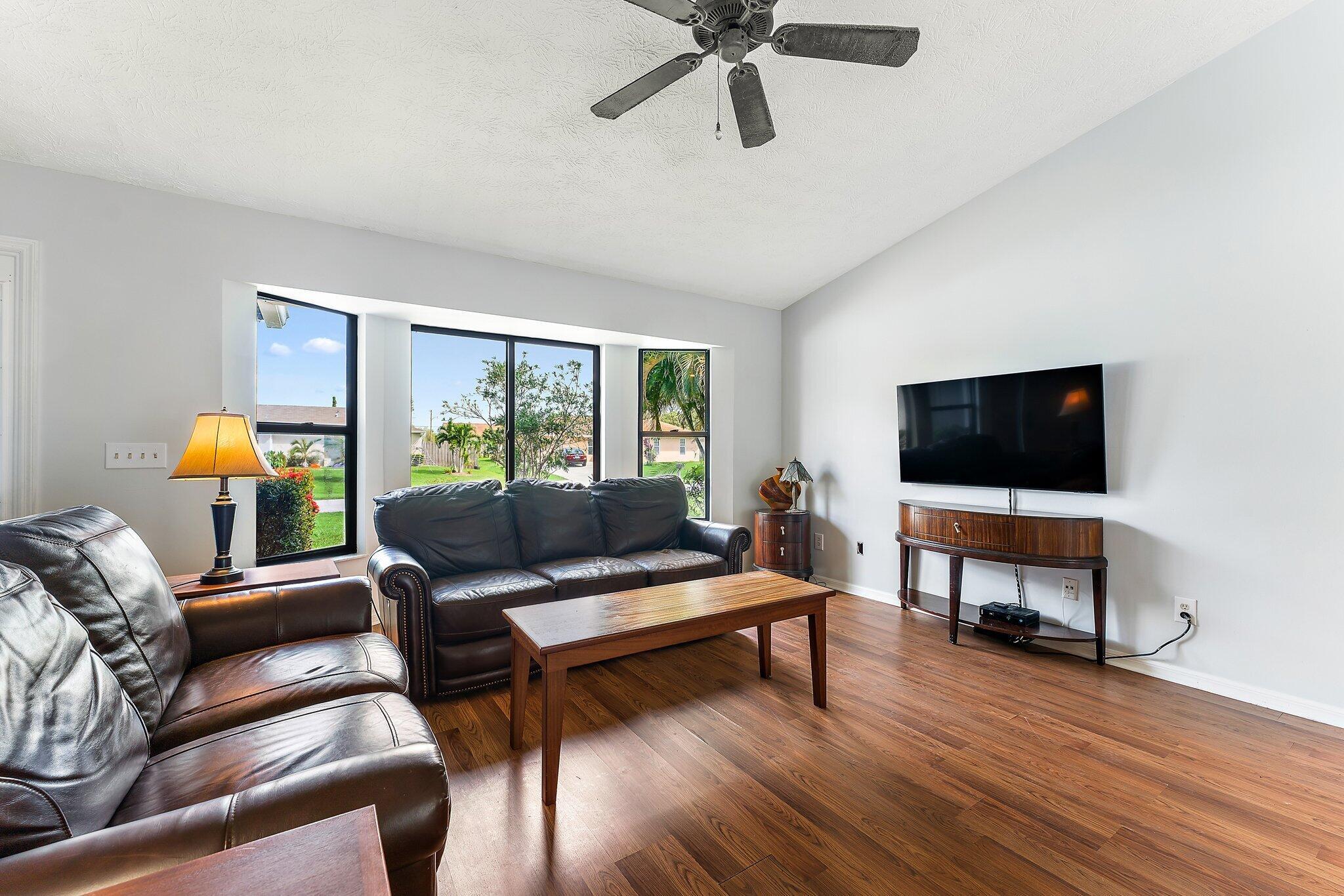 2238 SE Lucaya Street