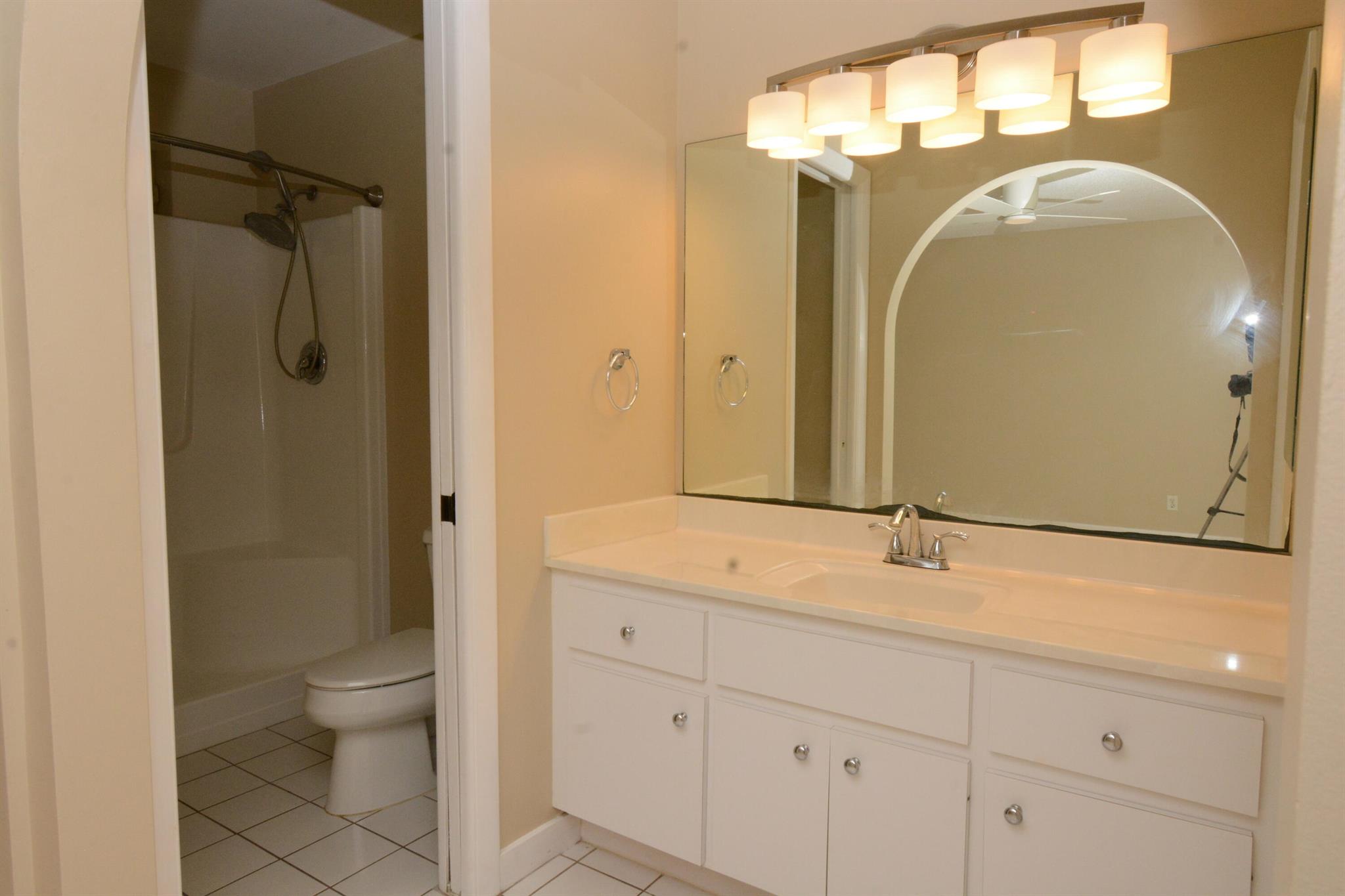 10789 N Military Trail 4