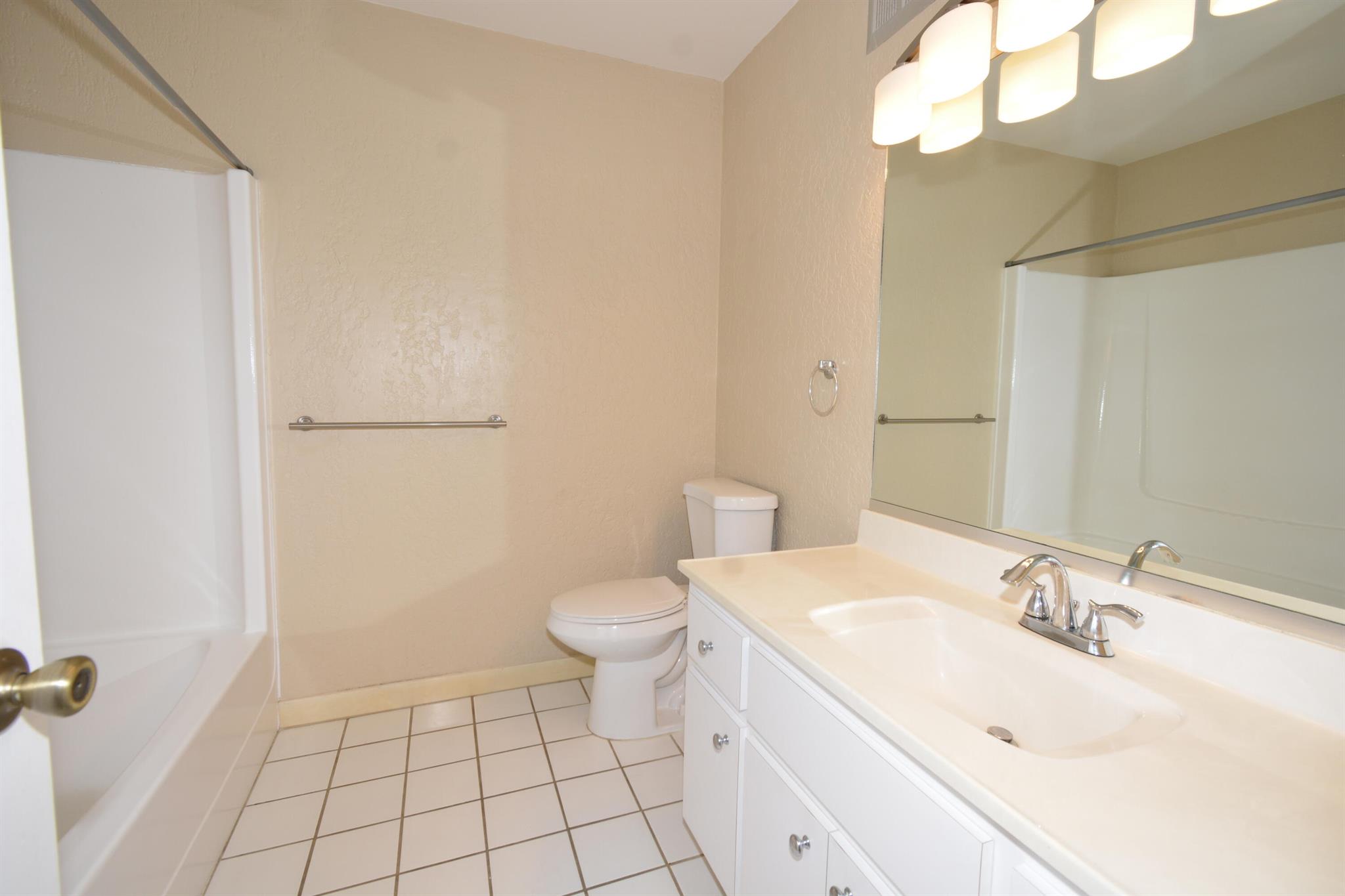 10789 N Military Trail 4