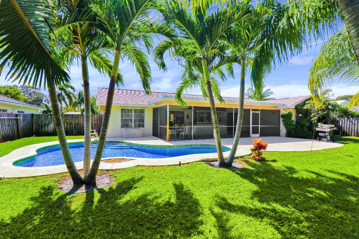 4869 Bimini Road