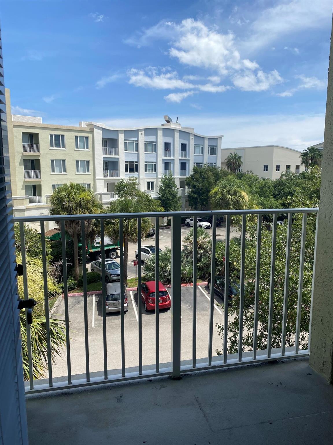 1209 Main Street 303