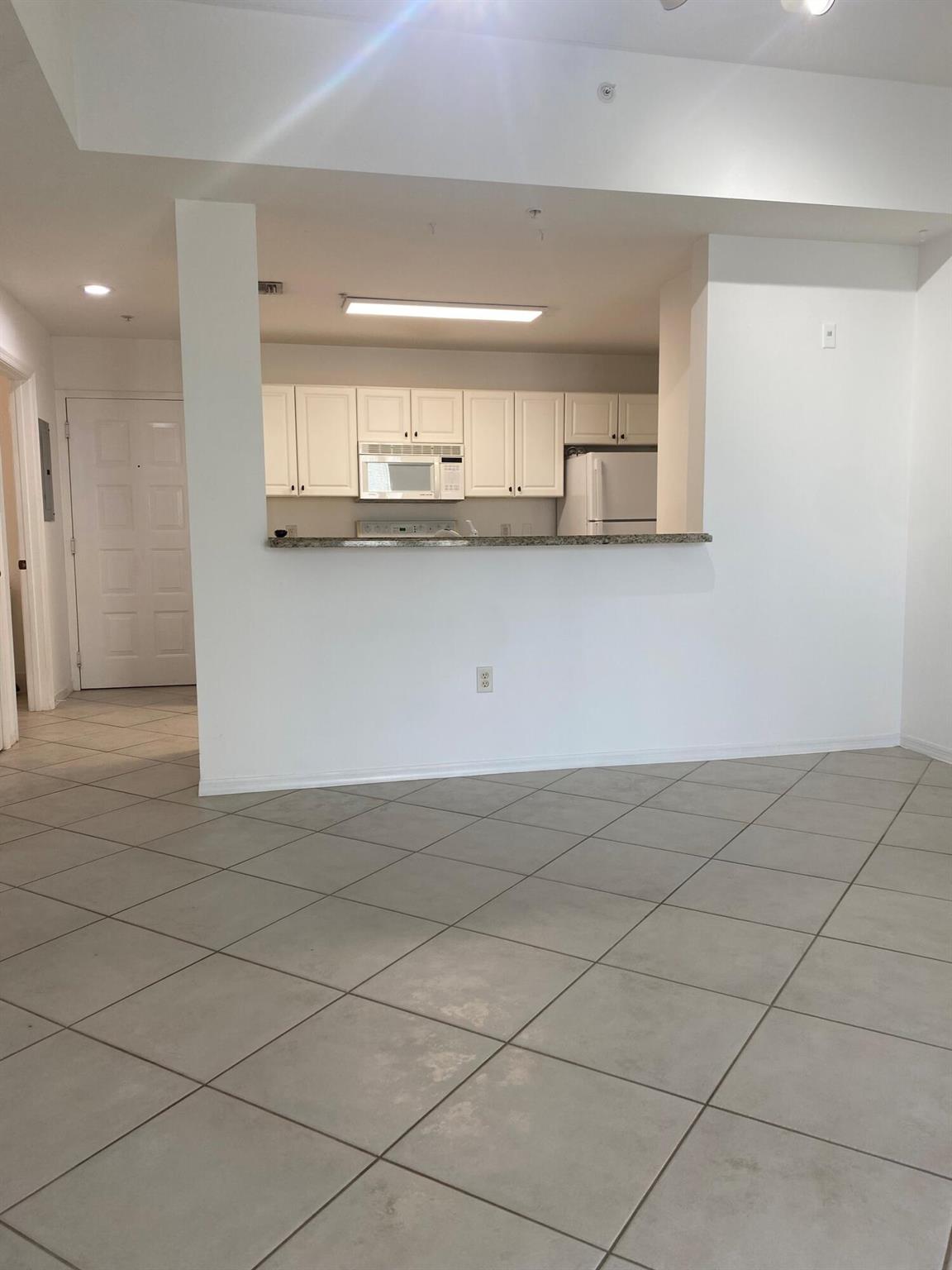 1209 Main Street 303