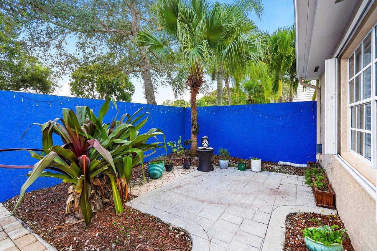 15 Blenheim Court