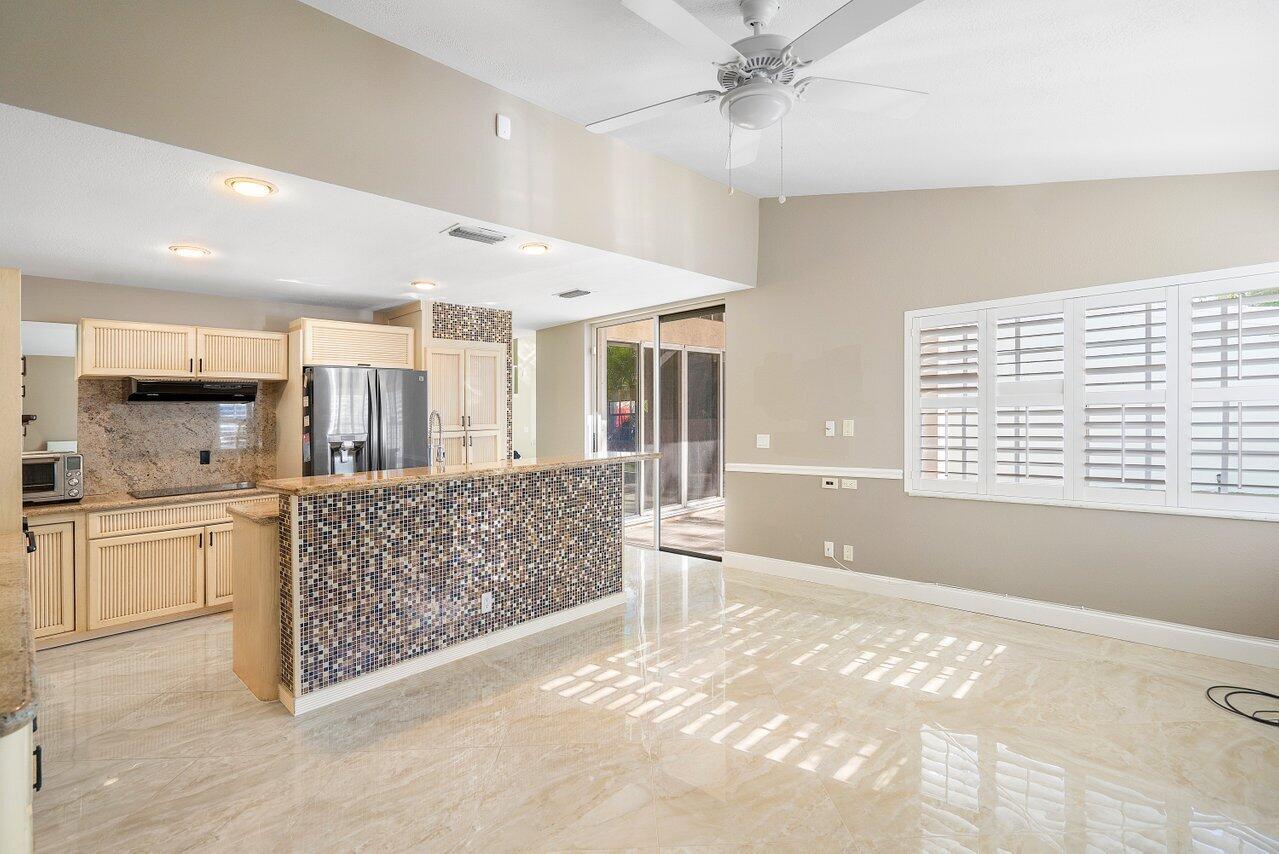 15 Blenheim Court