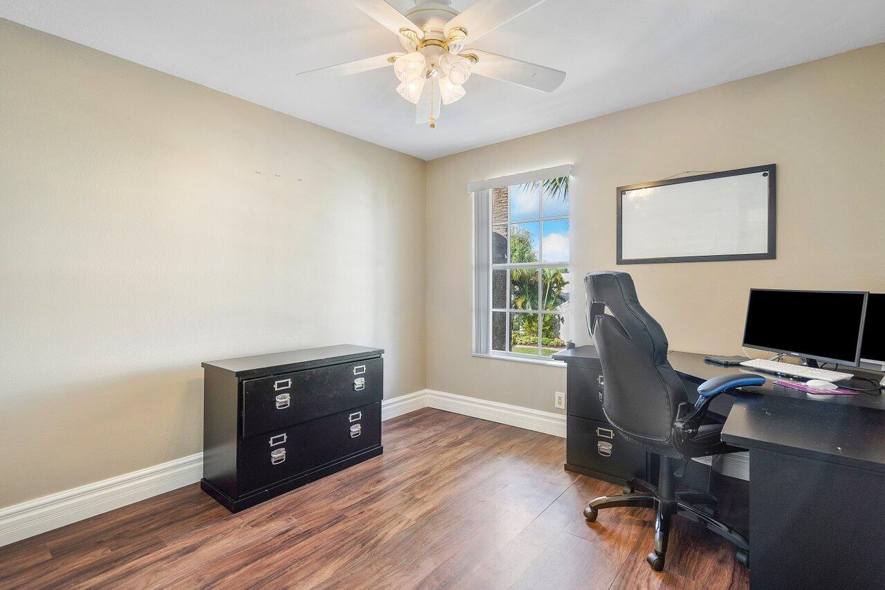 15 Blenheim Court