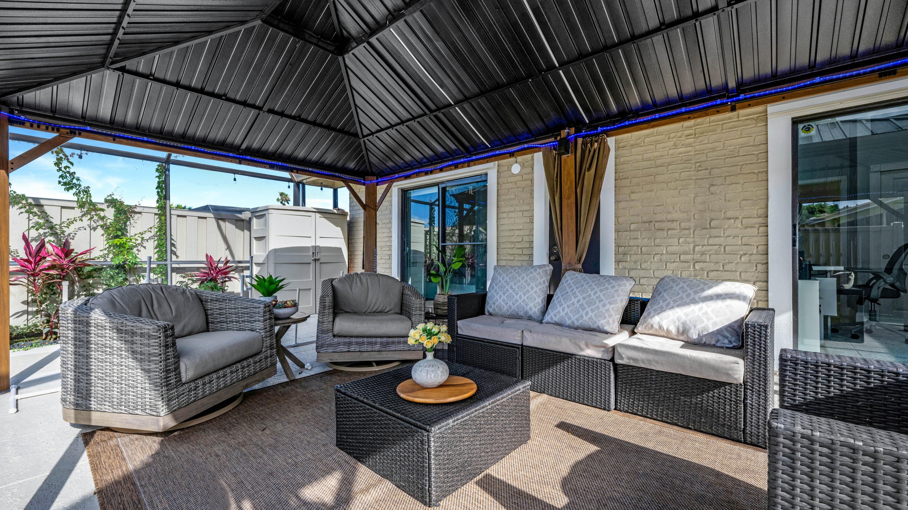 5460 Eagle Lake Drive 72b