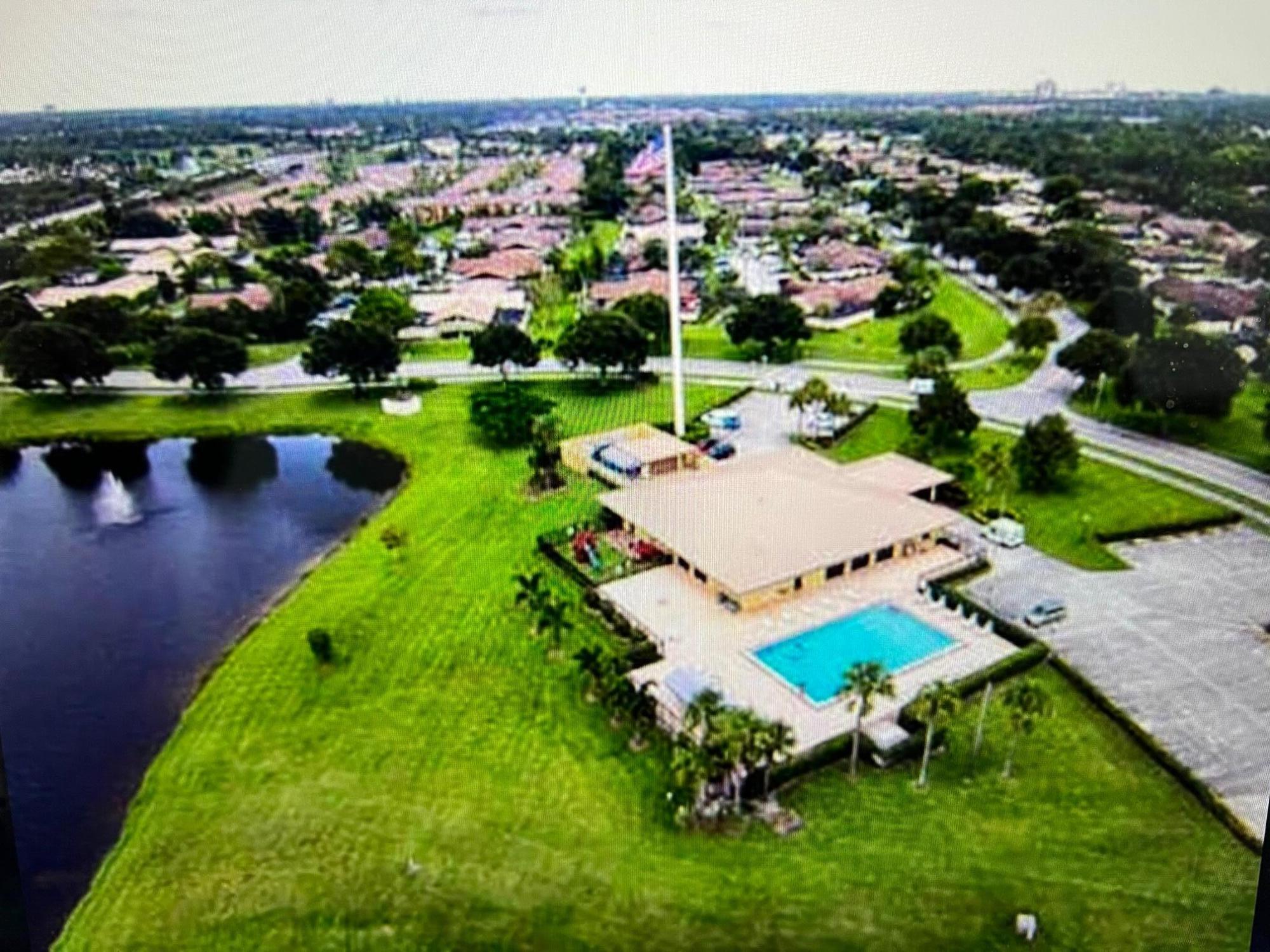 5460 Eagle Lake Drive 72b