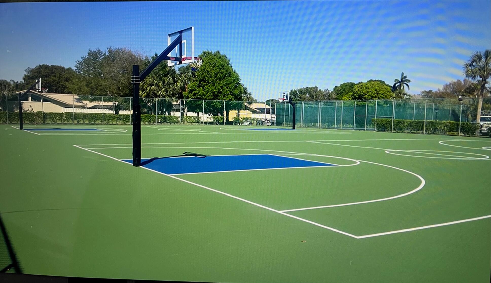 5460 Eagle Lake Drive 72b