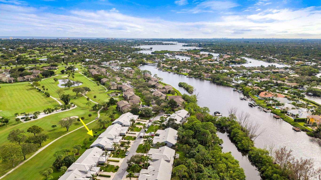 8949 SE Riverfront Terrace