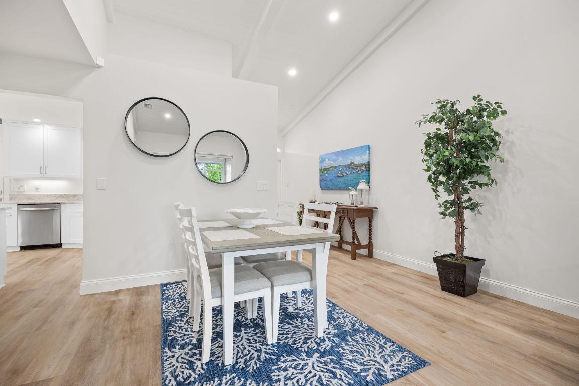 8949 SE Riverfront Terrace