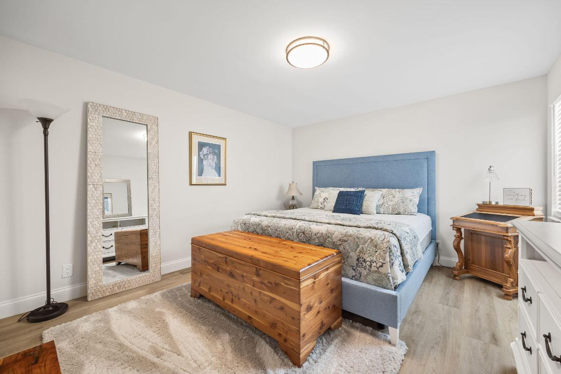 8949 SE Riverfront Terrace