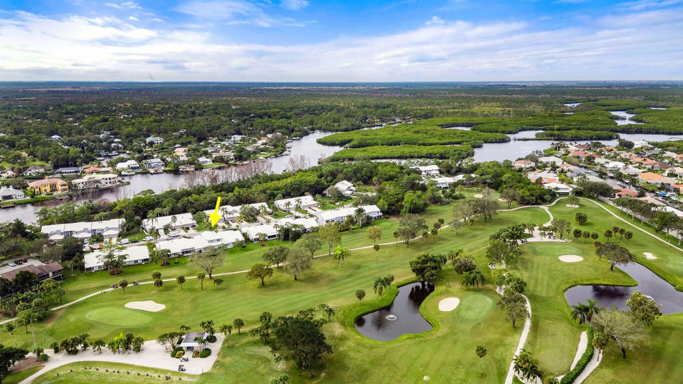 8949 SE Riverfront Terrace