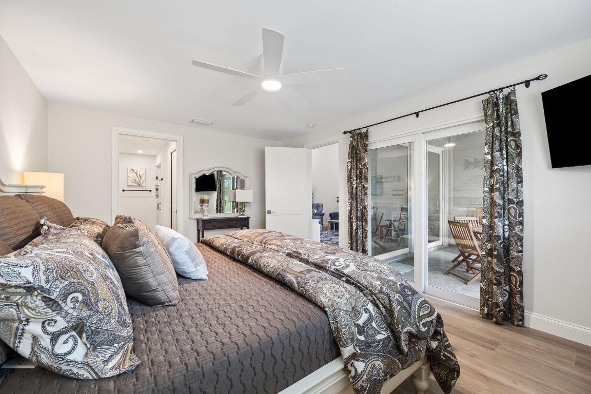 8949 SE Riverfront Terrace