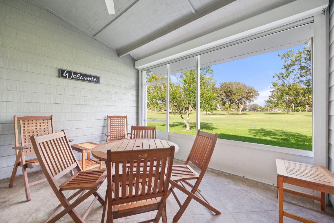 8949 SE Riverfront Terrace