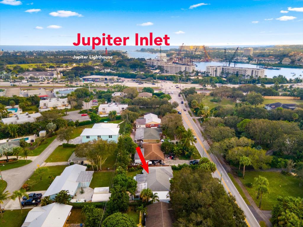 117 E Riverside Drive