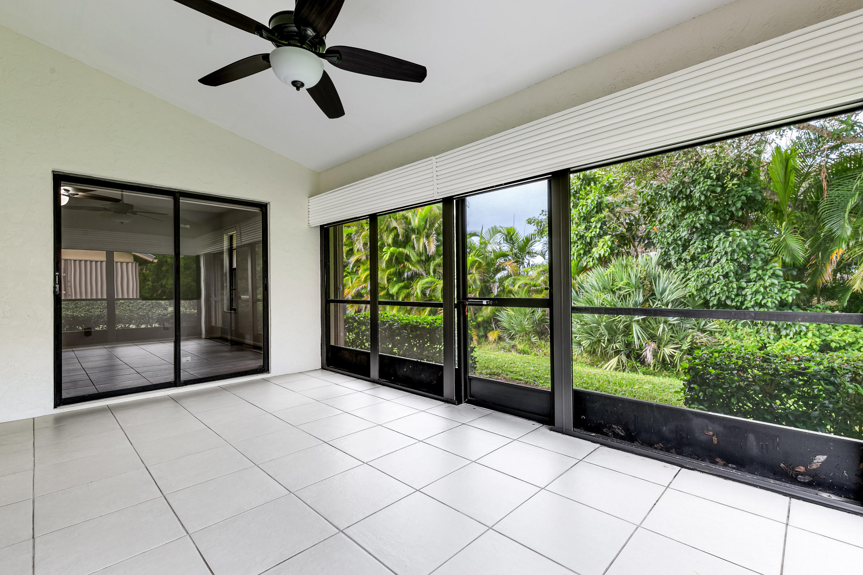 7877 SE Sugar Sand Circle