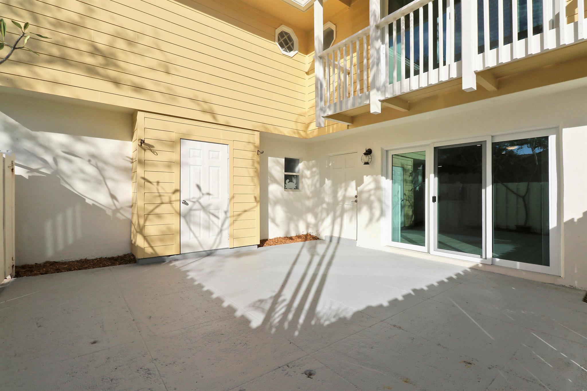 153 Seabreeze Circle