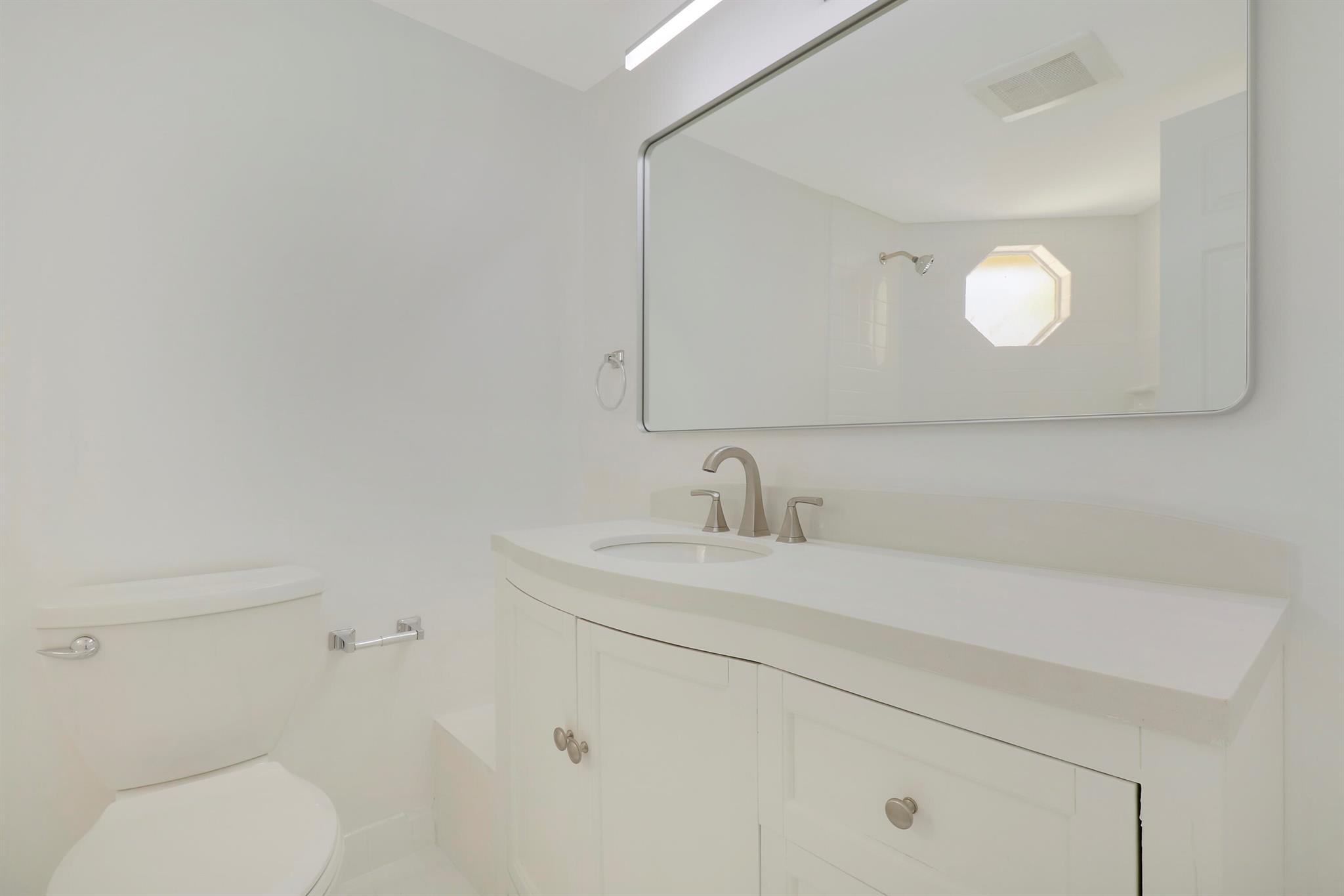 153 Seabreeze Circle