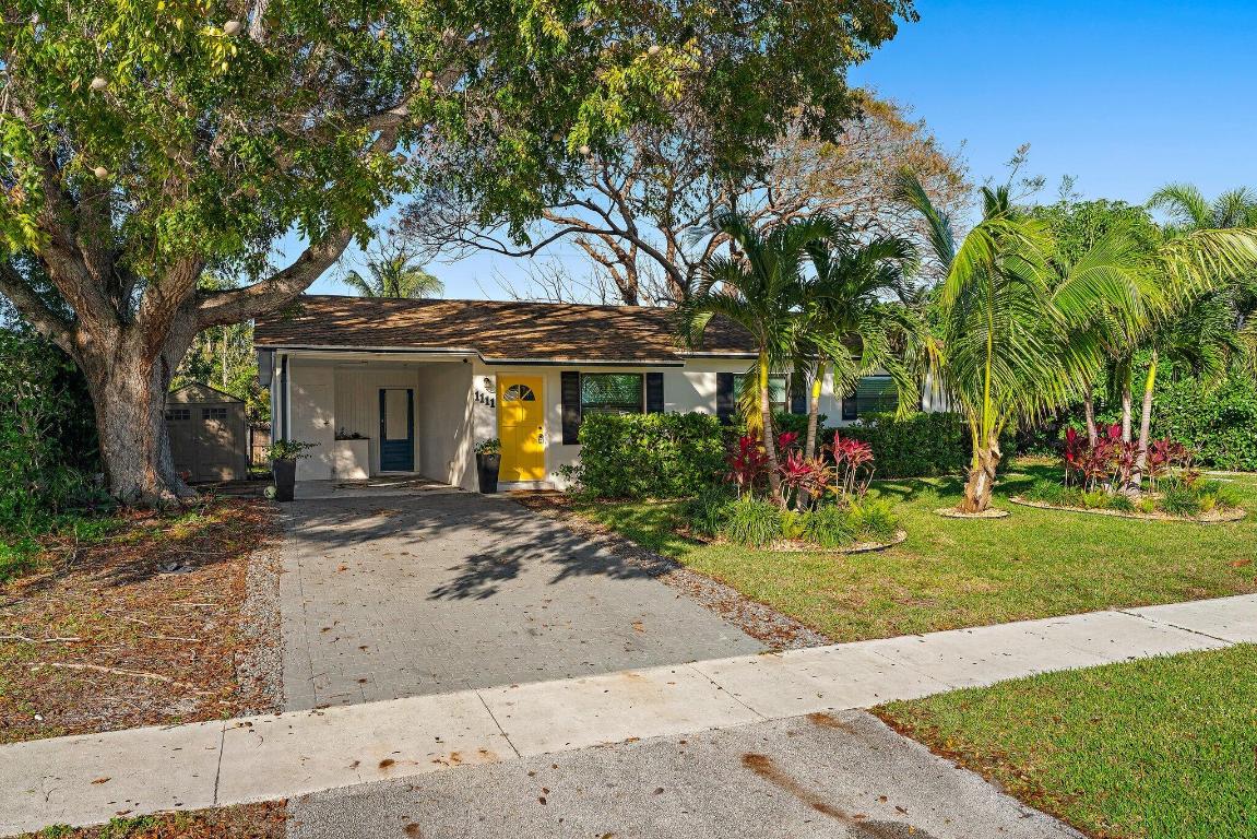 1111 Chickasaw Street