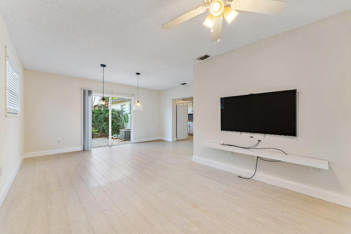 1111 Chickasaw Street