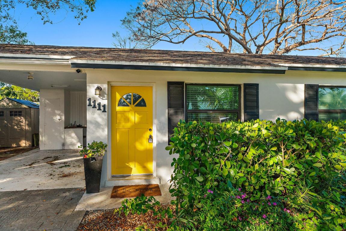 1111 Chickasaw Street