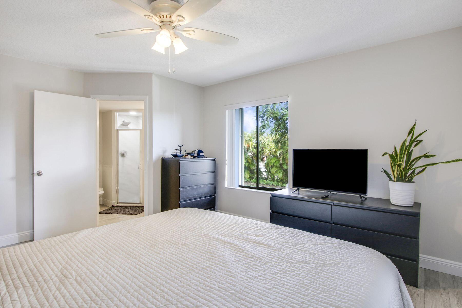 150 Pineview Road C6