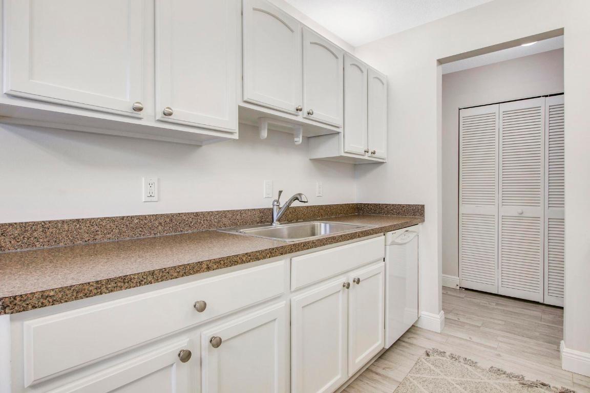 150 Pineview Road C6