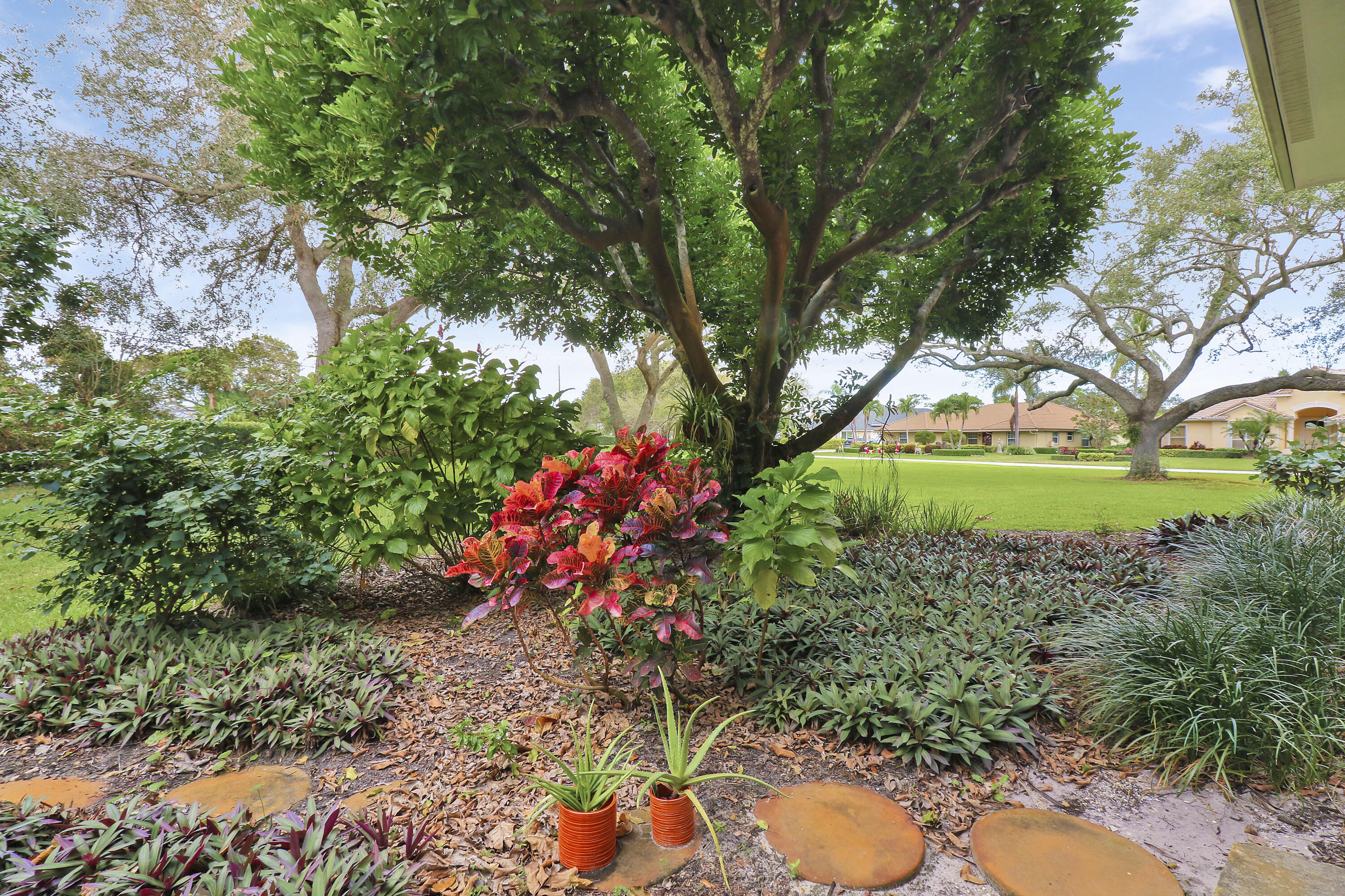 25 SE Turtle Creek Drive B