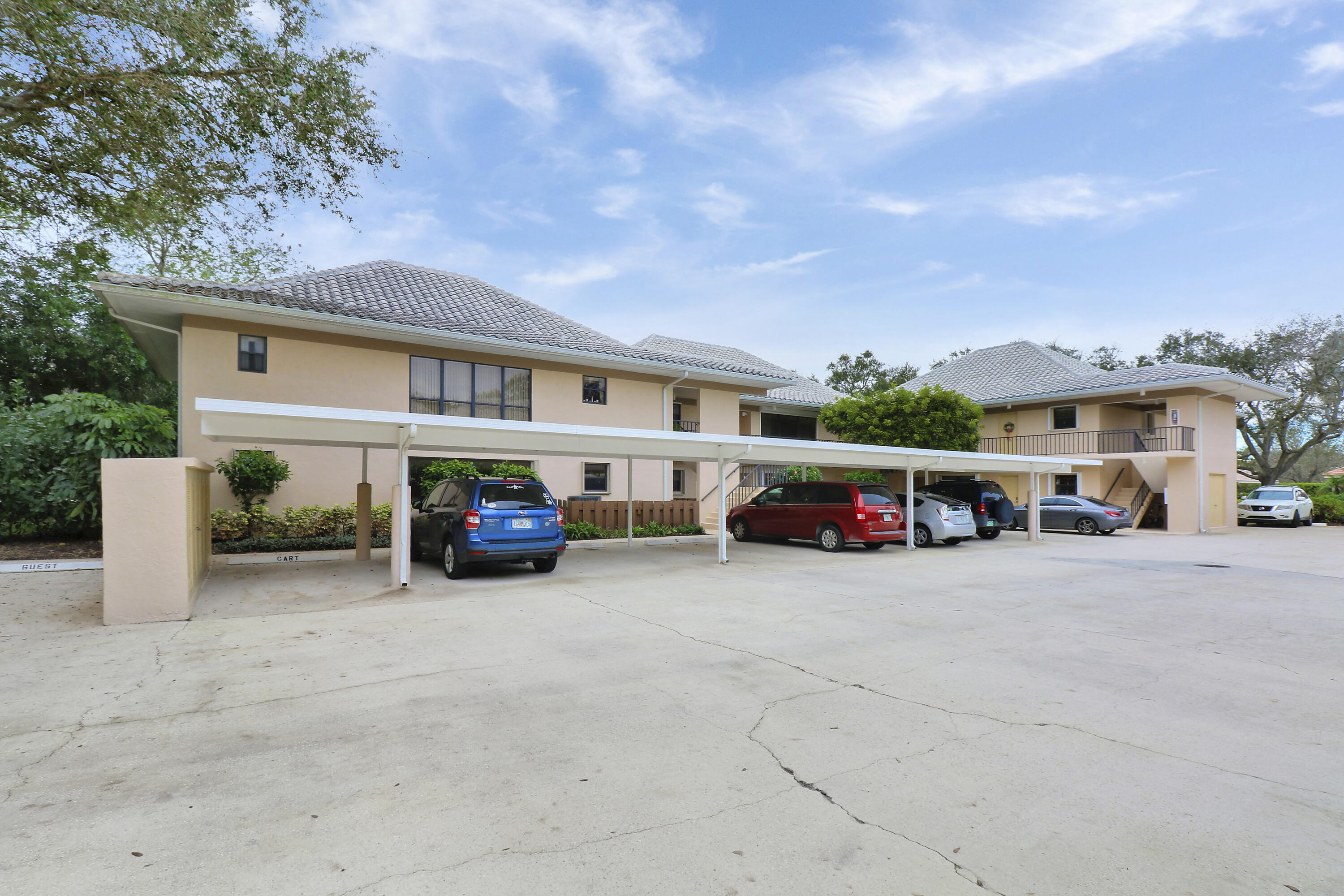 25 SE Turtle Creek Drive B