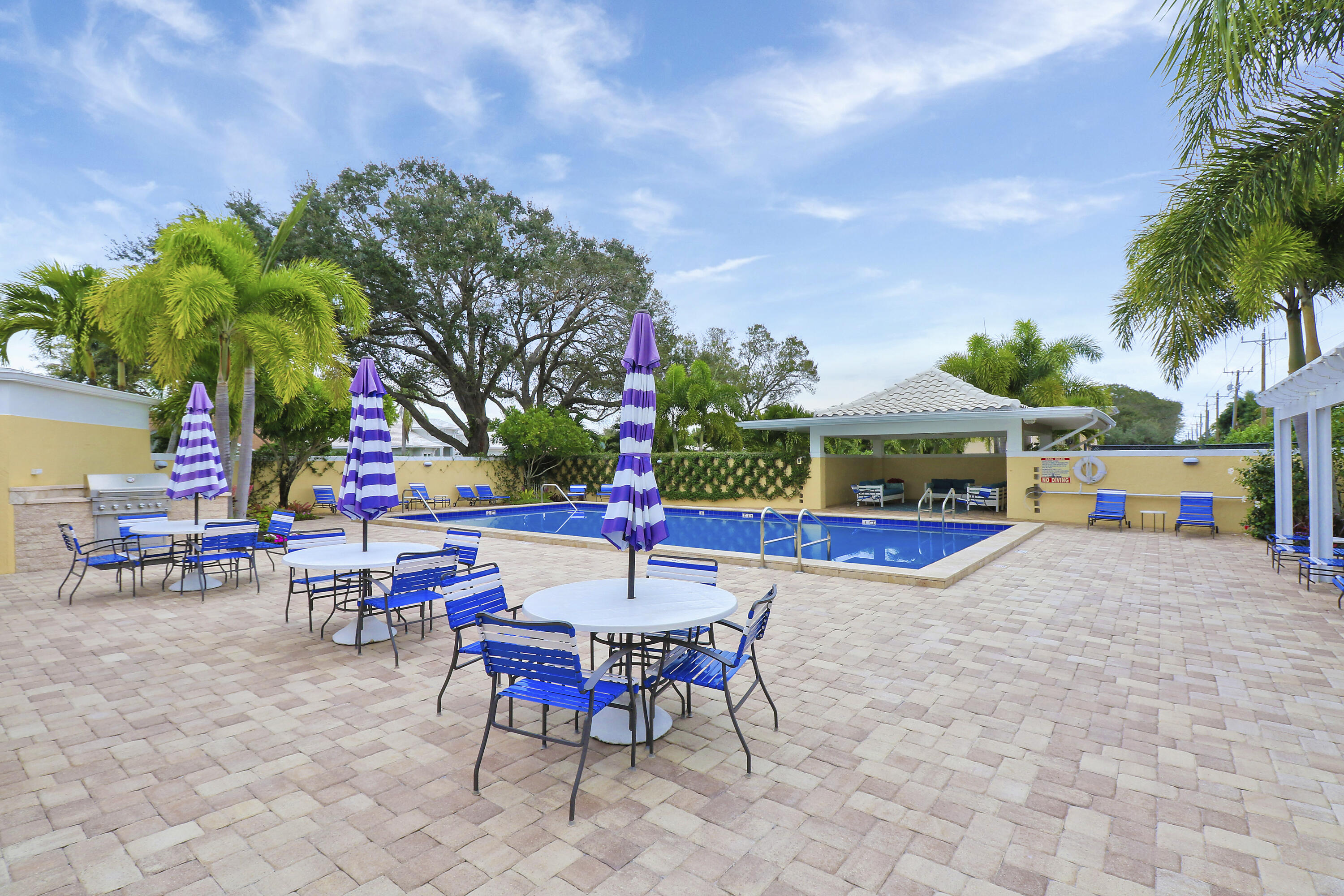 25 SE Turtle Creek Drive B