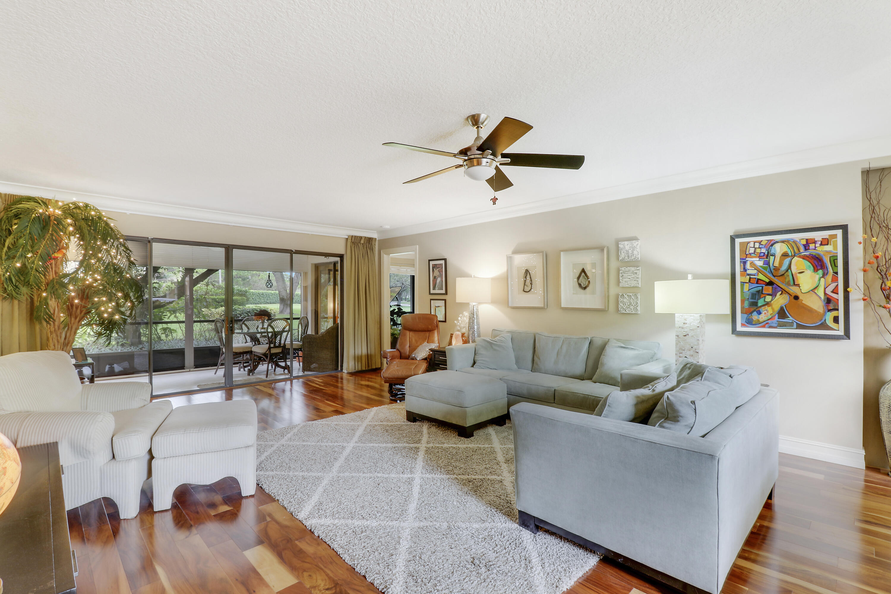 25 SE Turtle Creek Drive B