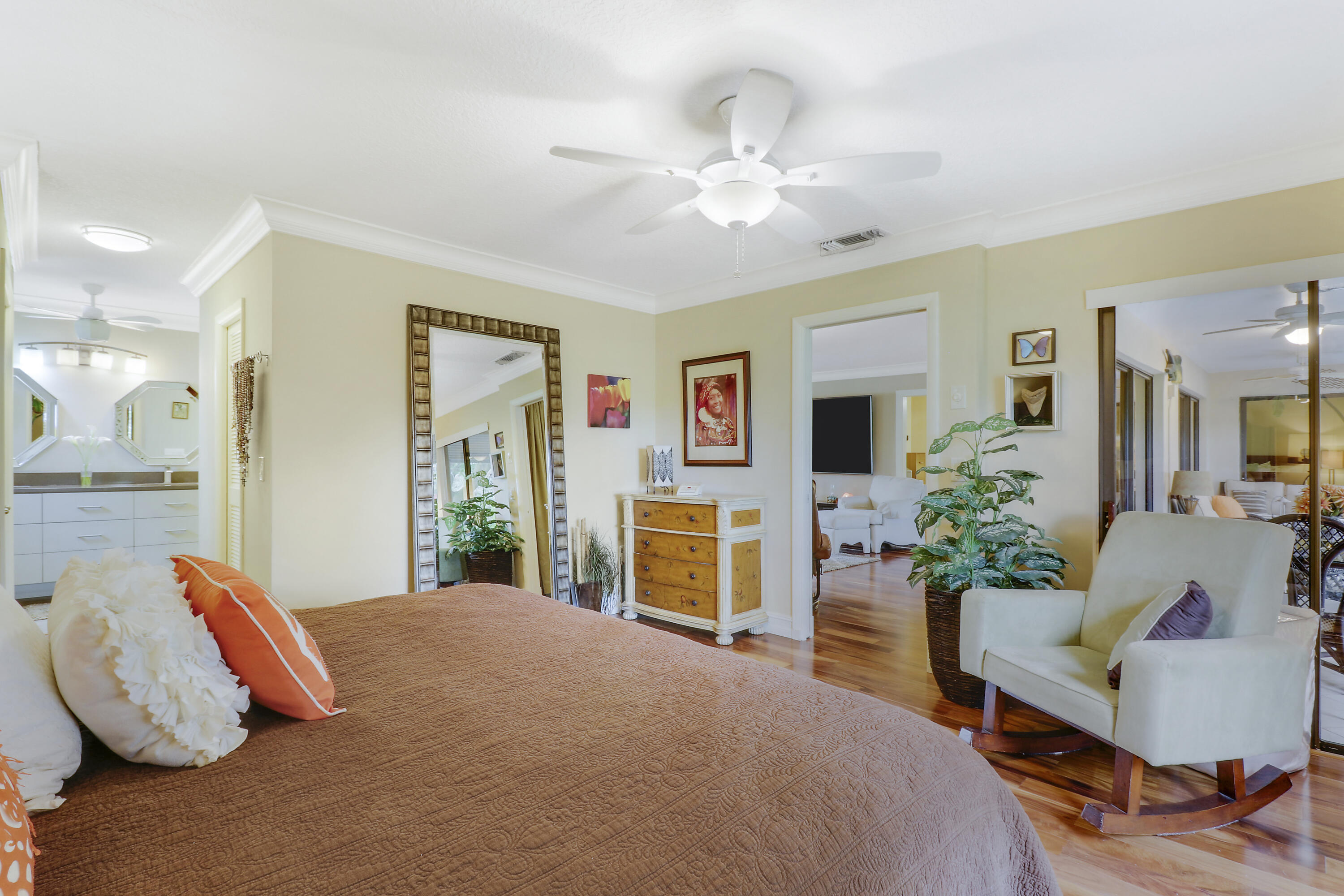 25 SE Turtle Creek Drive B