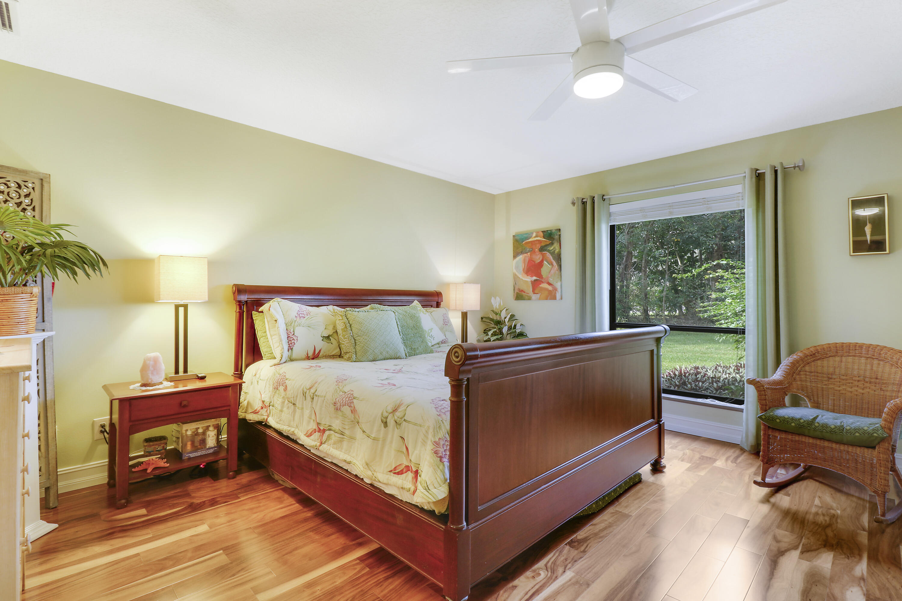 25 SE Turtle Creek Drive B