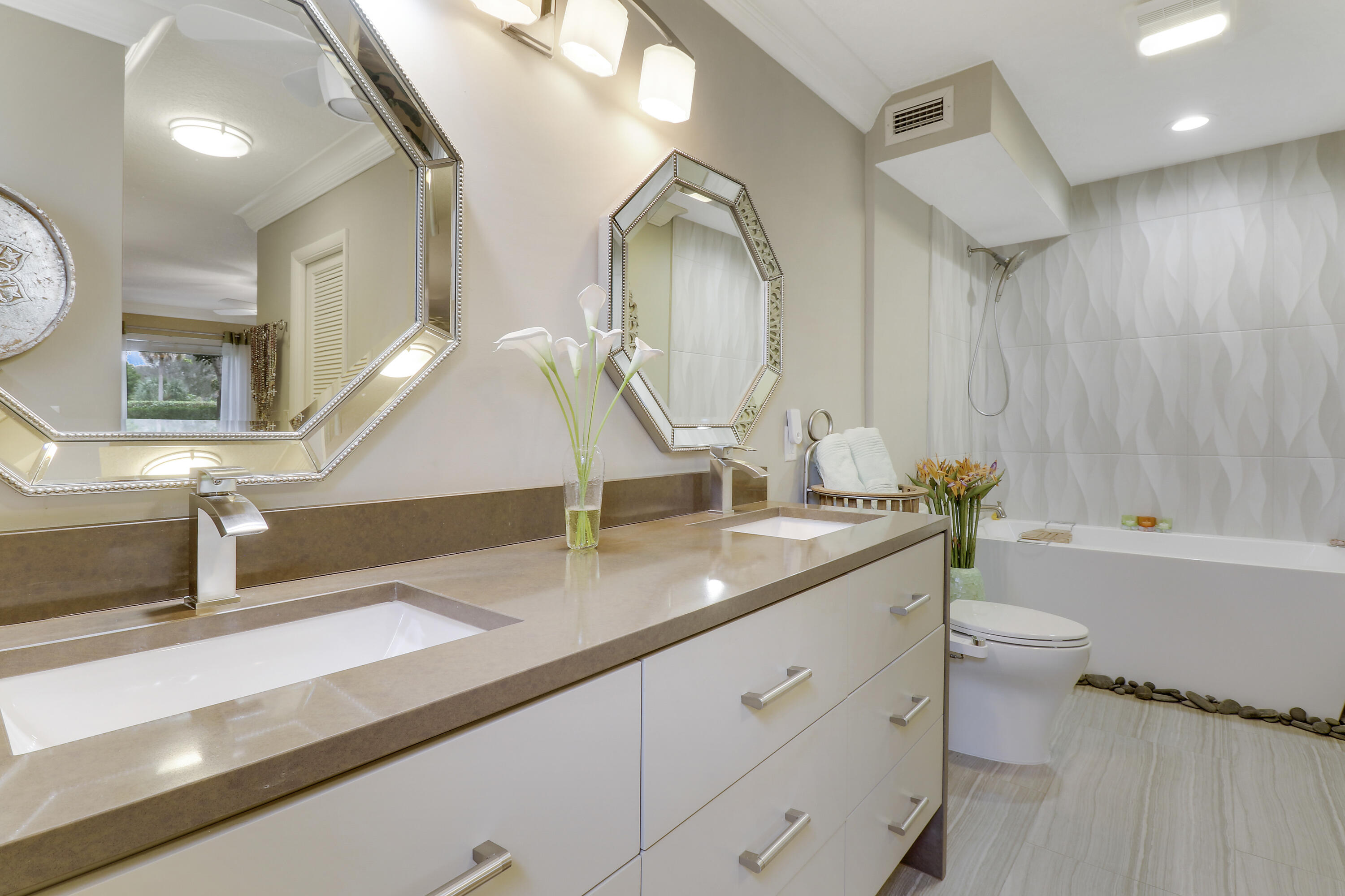 25 SE Turtle Creek Drive B