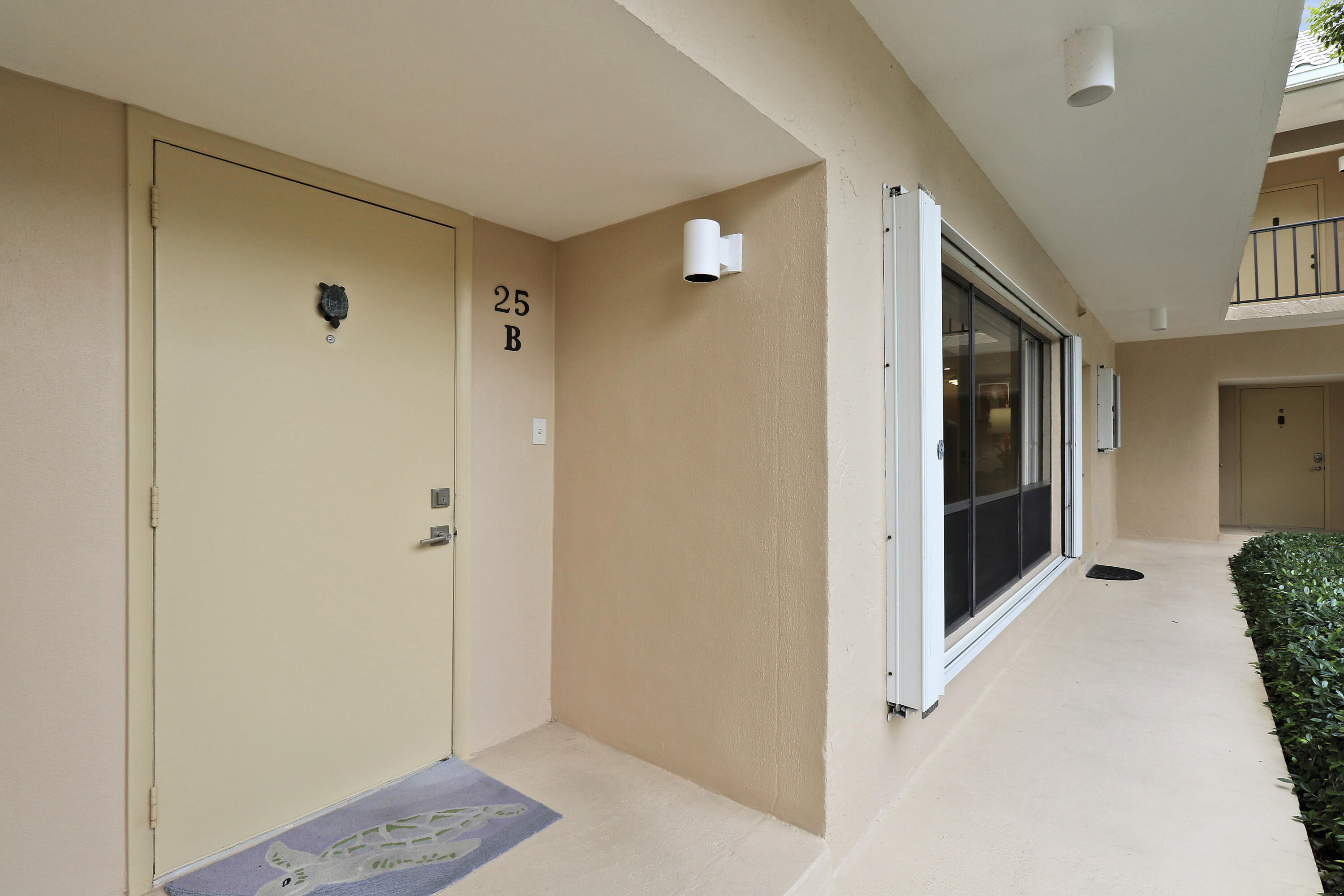 25 SE Turtle Creek Drive B