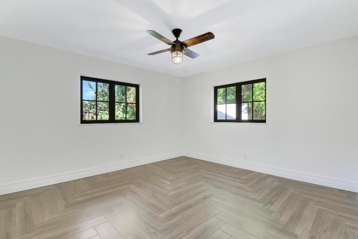 20 SE Splitrail Circle