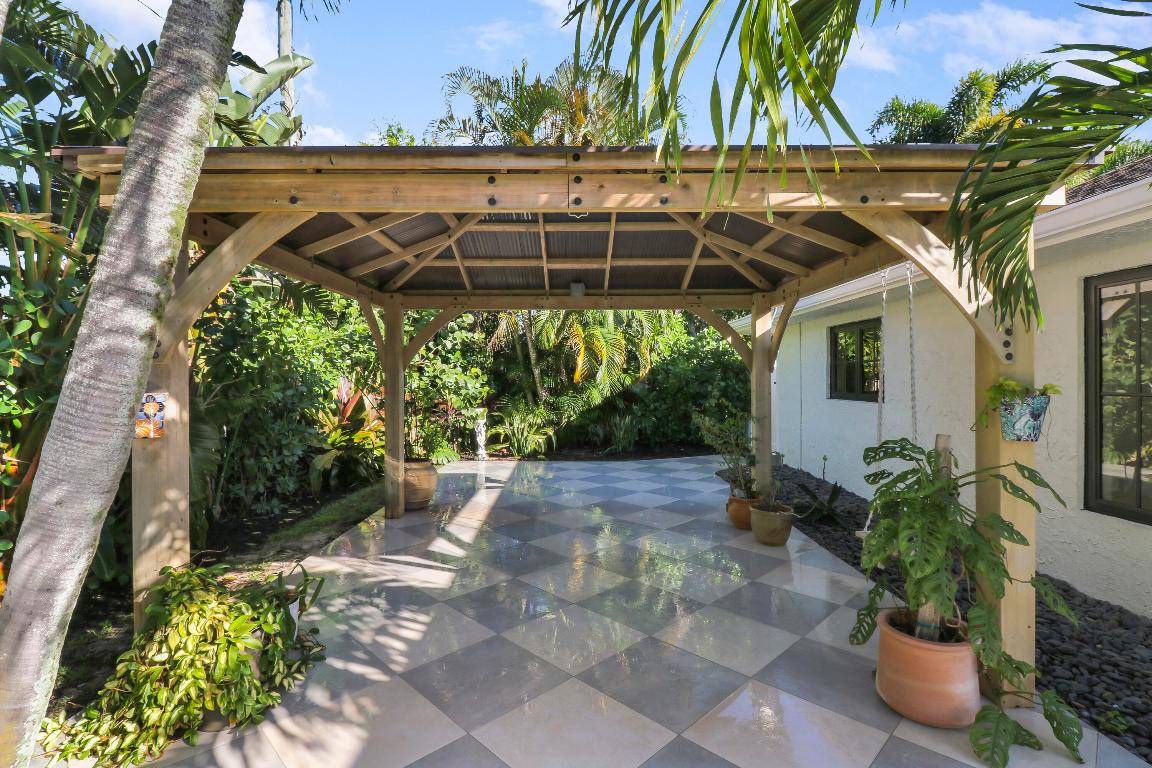 20 SE Splitrail Circle