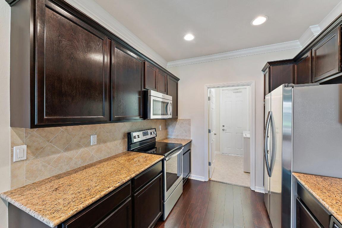 3273 E Mallory Boulevard