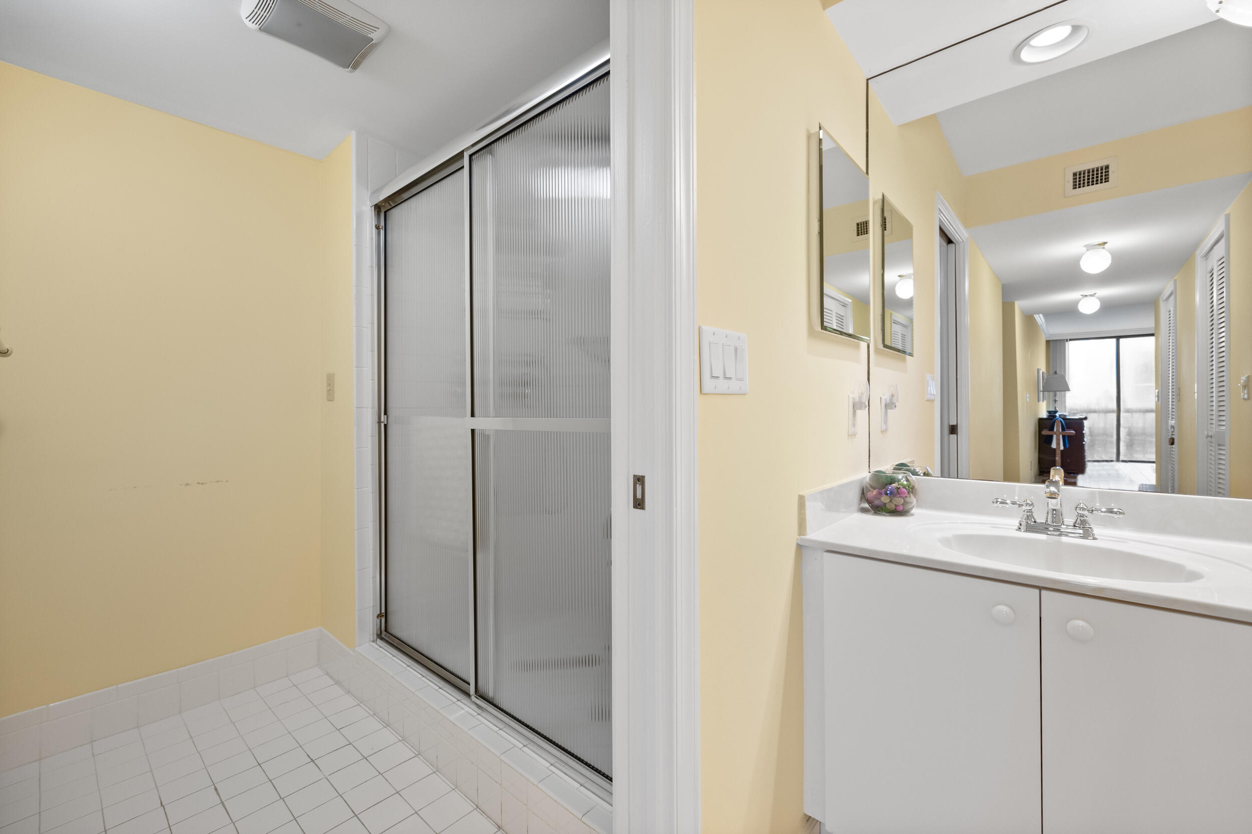 10555 SE Terrapin Place 101