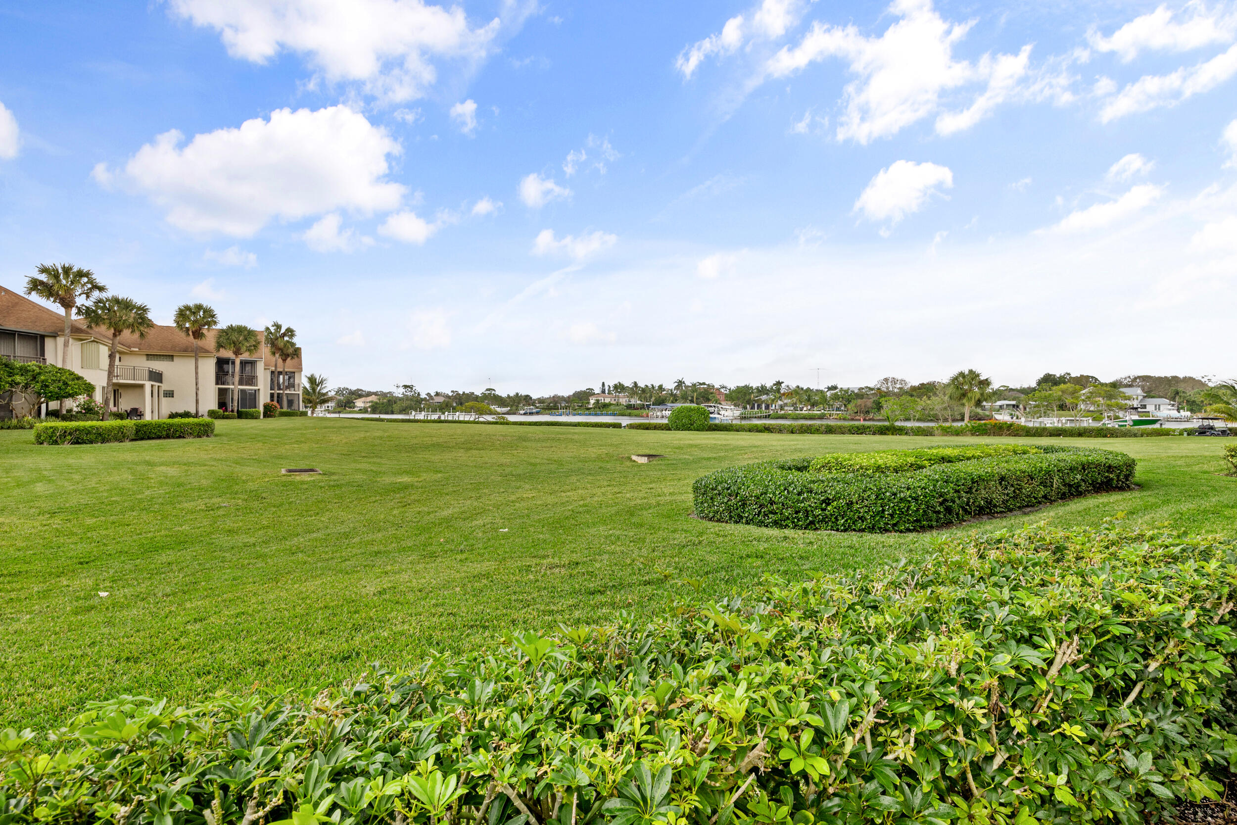 10555 SE Terrapin Place 101