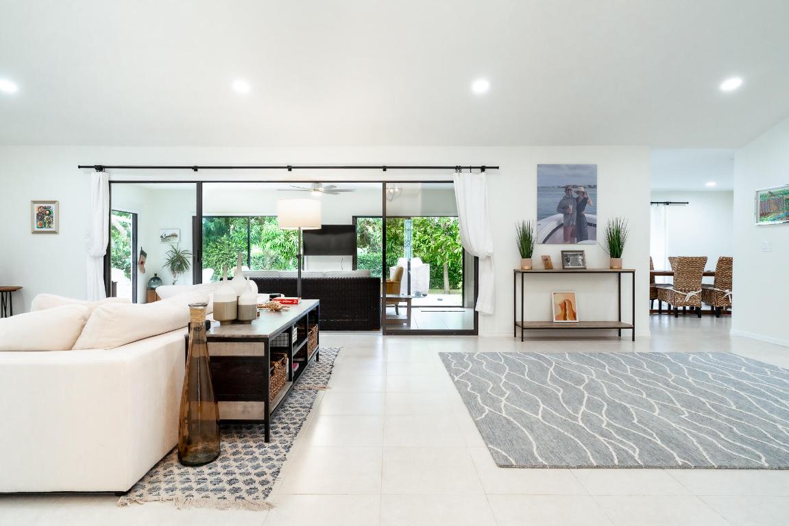 113 SE Turtle Creek Drive