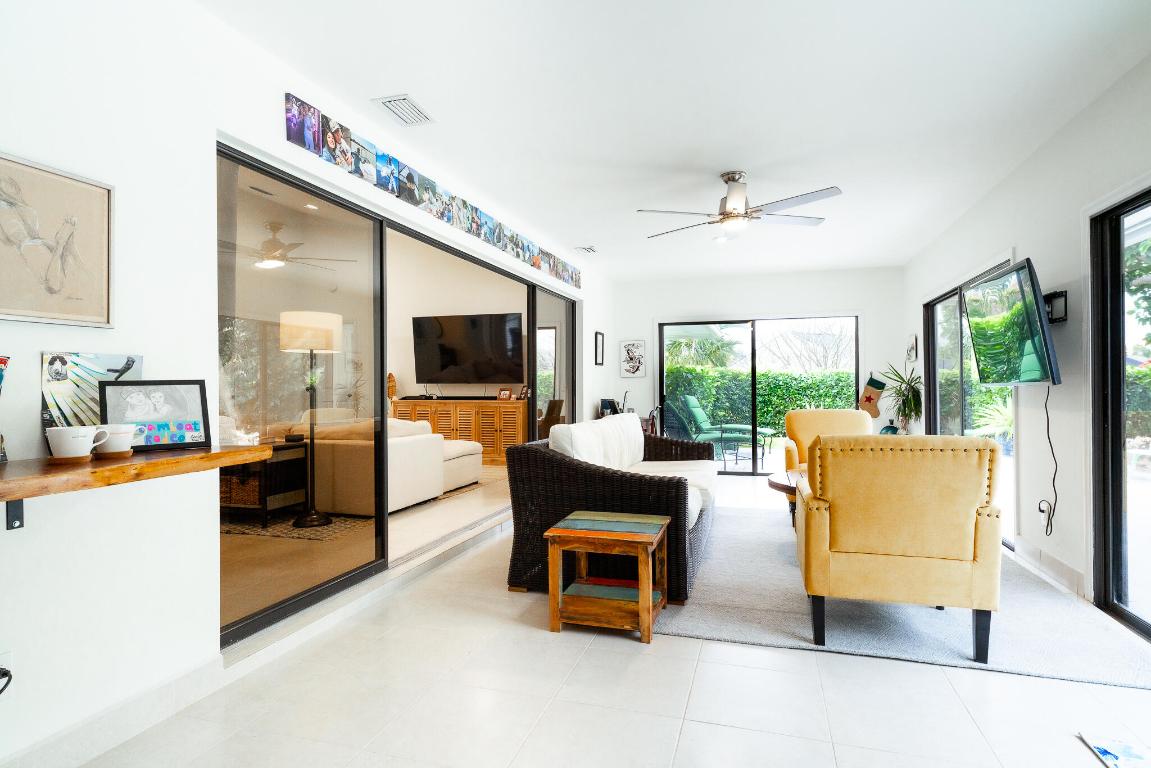 113 SE Turtle Creek Drive