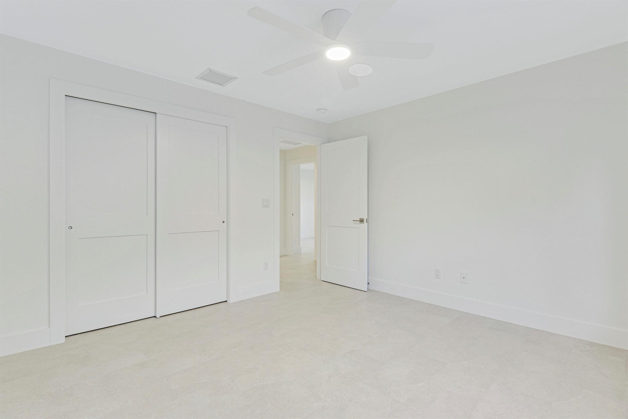 17 Dorchester Circle