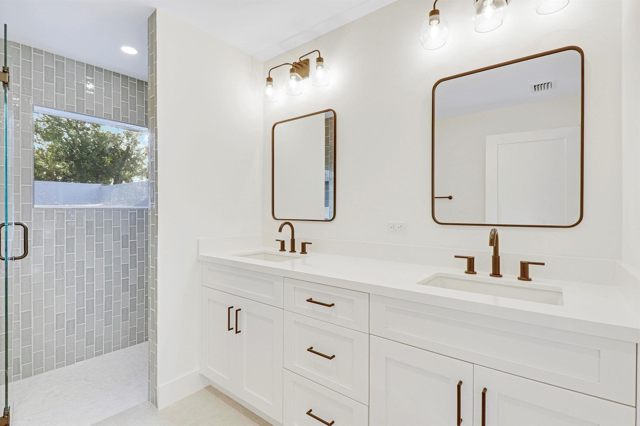 17 Dorchester Circle