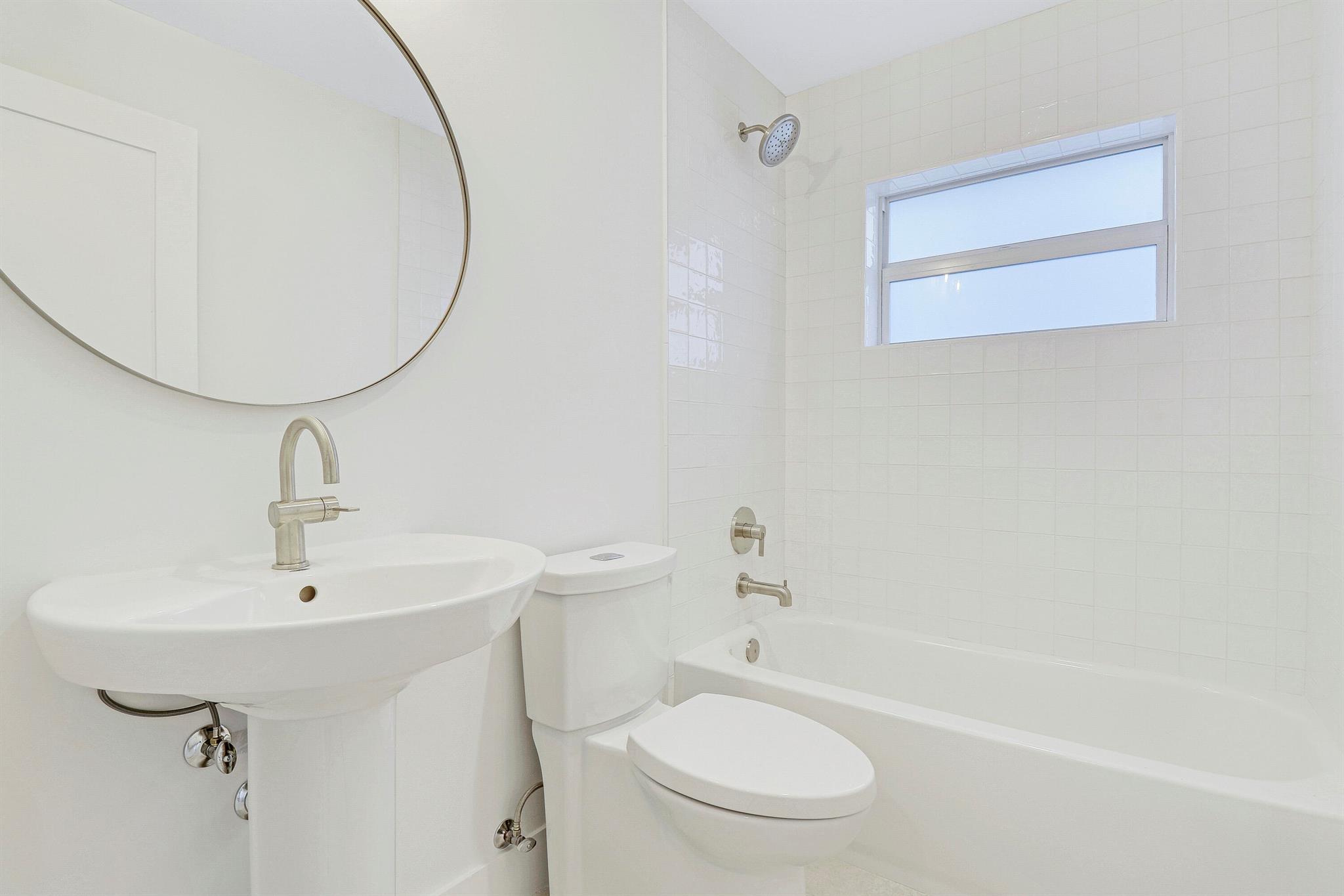 17 Dorchester Circle