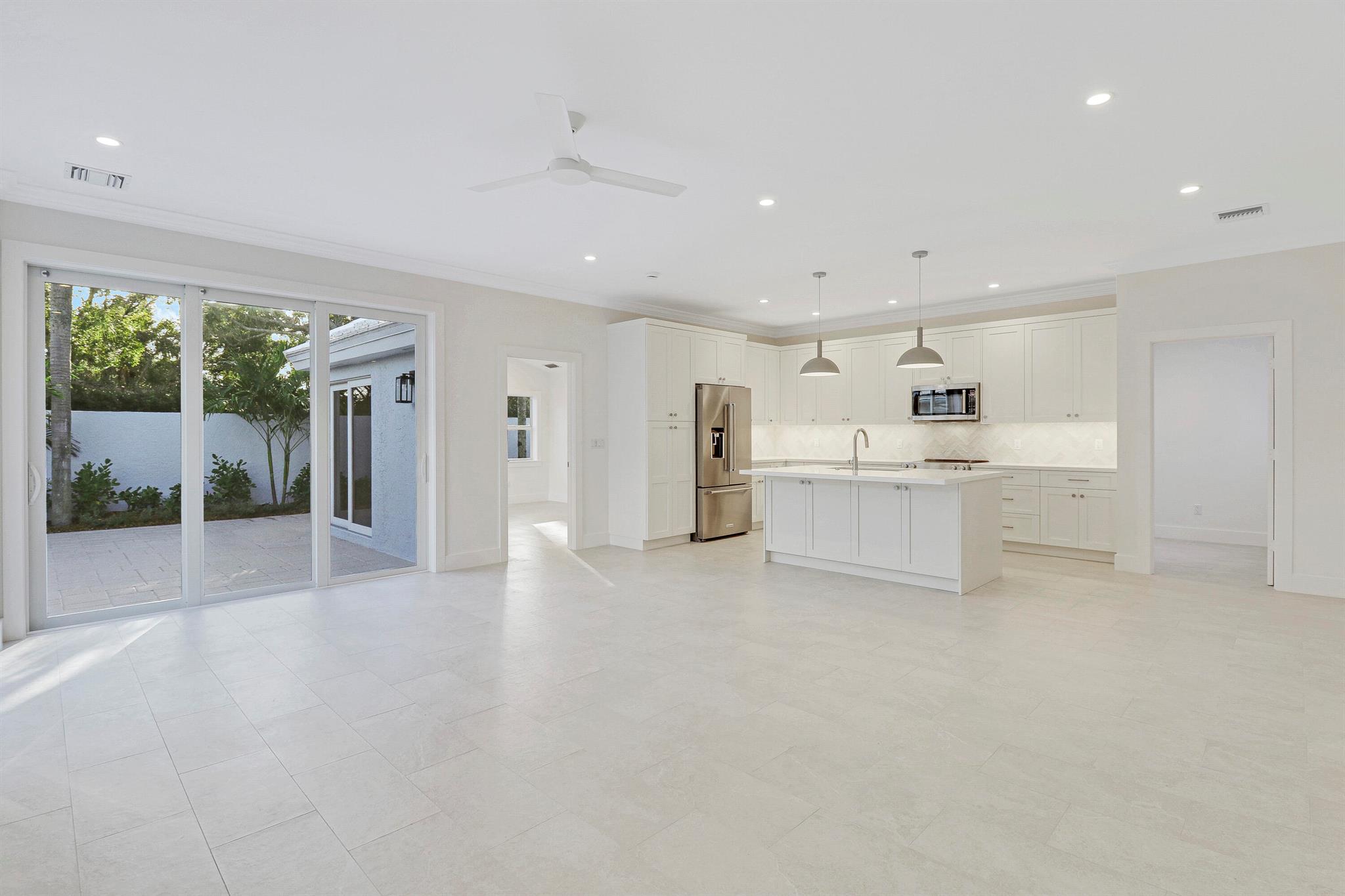 17 Dorchester Circle