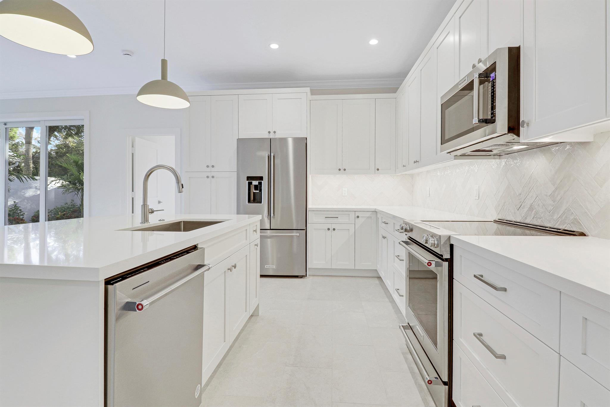 17 Dorchester Circle